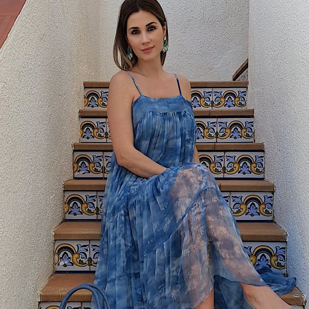 Maison Hotel Blue Tie Die Dress with Spaghetti Straps size Large  Never Worn!
